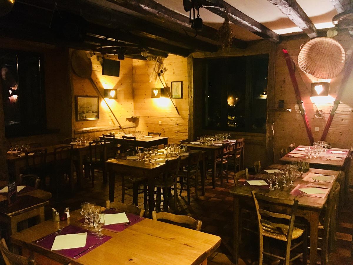 La Chicholiere Bed & Breakfast เกรส-ออง-แวร์กอร์ ภายนอก รูปภาพ